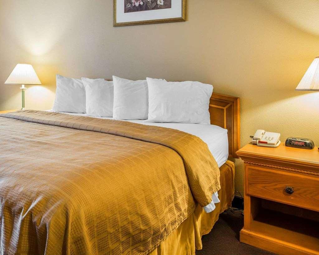 Econo Inn 2*